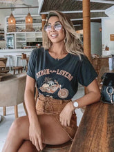 Load image into Gallery viewer, Boho Tees,Vintage T shirt ,Byron Lovers