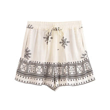Load image into Gallery viewer, Wild Floral Print ,Short Pants with Pockets, Boho Shorts