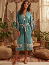 Load image into Gallery viewer, Wild Flower Print ,Batwing Sleeve Beach Bohemian Kimono,Boho Bikini Cover-ups