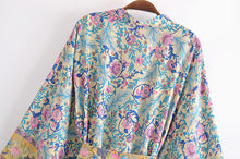 Load image into Gallery viewer, Floral print ,Bohemian Robe,Boho Kimono
