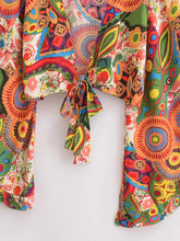 Load image into Gallery viewer, Wild Floral Print ,Short Kimono ,Bikini Cover-ups