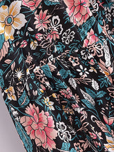 Load image into Gallery viewer, Black Floral Printed,Bohemian Pleated Maxi Skirts