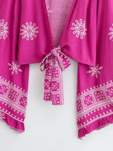 Load image into Gallery viewer, Wild Floral Print ,Boho Kimono,Bikini Cover-ups