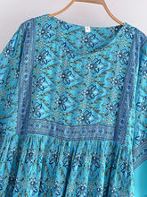 Load image into Gallery viewer, Green Floral Print ,Batwing Sleeve ,Boho Dress