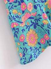 Load image into Gallery viewer, Lace-up Floral,Bohemian Shirt ,Boho Blusas