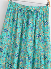 Load image into Gallery viewer, Boho Skirt with Pockets, Floral Printed Ruffles,Bohemian Pleated Maxi Skirts