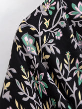 Load image into Gallery viewer, Wild Flower Print ,Batwing Sleeve Beach Bohemian Kimono,Boho Bikini Cover-ups