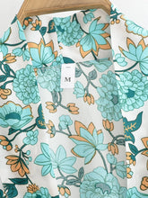 Load image into Gallery viewer, Vintage Floral Print ,Beach Summer Kimono , Boho Cover-ups
