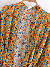 Load image into Gallery viewer, Floral Print Kimono,Bohemian Short Robe,Boho Cover-ups