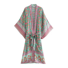 Load image into Gallery viewer, Floral Print ,batwing Sleeves ,Boho robe Kimono