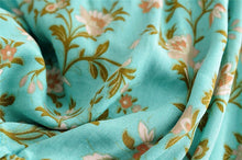 Load image into Gallery viewer, Boho Sets, Green Floral Print ,Mini Skirt and Tops