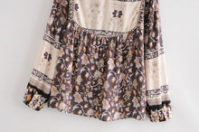 Load image into Gallery viewer, Boho Blouse, Vintage Blouse,Floral print