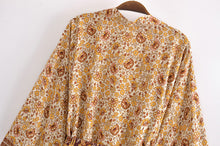 Load image into Gallery viewer, Floral print , Bohemian Robe ,Boho Kimono