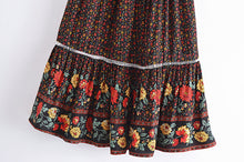 Load image into Gallery viewer, Black Floral Print ,Bohemian Pleated Skirt ,Boho Maxi Skirts