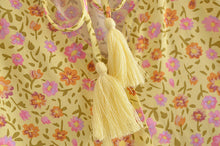 Load image into Gallery viewer, Yellow Floral Print ,Loose Blouses ,Boho Shirts