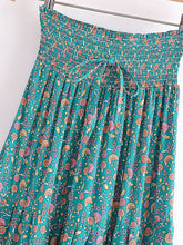 Load image into Gallery viewer, Green Floral Print , Bohemian Pleated Skirt,Boho Maxi Skirts