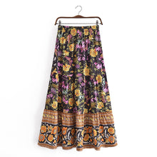 Load image into Gallery viewer, Black Floral Print,Bohemian Maxi Skirts,Beach Pleated Skirt