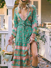 Load image into Gallery viewer, Boho Blouse, Vintage Blouse,Floral Print

