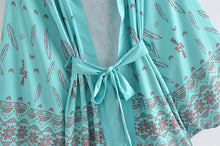 Load image into Gallery viewer, Green Floral Print，Gypsy robe Kimono
