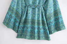 Load image into Gallery viewer, Bohemian Robe ,Boho Kimono,Floral Print

