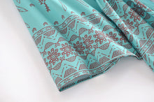 Load image into Gallery viewer, Green Floral Print，Gypsy robe Kimono

