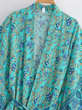 Load image into Gallery viewer, Wild Flower Print ,Batwing Sleeve Beach Bohemian Kimono,Boho Bikini Cover-ups
