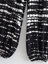 Load image into Gallery viewer, Floral Print Baggy Pants, Women Bloomers, Yoga  Trousers
