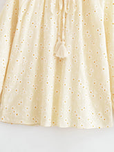 Load image into Gallery viewer, Daisy Floral Embroidery, Linen Cotton Shirts ,Boho Blusas
