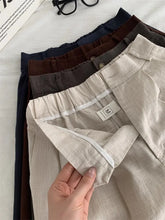 Load image into Gallery viewer, Boho Linen Blend Pleated Shorts Wide Leg Shorts with Pockets
