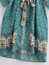 Load image into Gallery viewer, Wild Flower Print ,Batwing Sleeve Beach Bohemian Kimono,Boho Bikini Cover-ups
