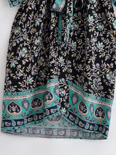 Load image into Gallery viewer, Wild Flower Print ,Batwing Sleeve Beach Bohemian Kimono,Boho Bikini Cover-ups
