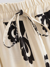 Load image into Gallery viewer, Green Floral Print ,Baggy Pants , Yoga Bloomers
