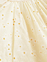 Load image into Gallery viewer, Daisy Floral Embroidery, Linen Cotton Shirts ,Boho Blusas
