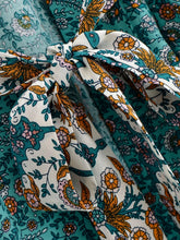 Load image into Gallery viewer, Wild Flower Print ,Batwing Sleeve Beach Bohemian Kimono,Boho Bikini Cover-ups
