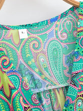 Load image into Gallery viewer, Wild Floral Print,Bohemian Mini Dresses ,Holiday Boho Dress
