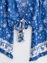 Load image into Gallery viewer, Wild Floral Print ,Boho Kimono,Bikini Cover-ups
