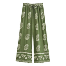Load image into Gallery viewer, Purple Floral , Wide Leg Pants with Pockets ,Vacation Boho Pant
