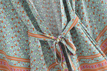 Load image into Gallery viewer, Green Floral Kimono,Beach Boho Bikini Cover-up
