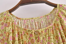 Load image into Gallery viewer, Floral print , Bohemian  dress , Boho mini vestidos
