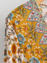 Load image into Gallery viewer, Floral print v-neck,Boho sundress,Boho mini dress
