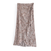 Load image into Gallery viewer, Leopard print ，Bohemian Maxi Skirt，Boho skirts
