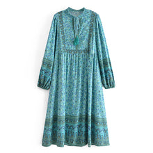 Load image into Gallery viewer, Green floral print,Bohemian dresses ,Boho midi vestidos
