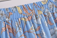 Load image into Gallery viewer, Blue Floral Print ,Bohemian Skirt，Boho Maxi Skirt
