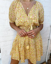 Load image into Gallery viewer, Floral print , Bohemian  dress , Boho mini vestidos
