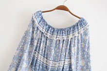 Load image into Gallery viewer, Boho Blouse, Vintage Blouse,Floral Print
